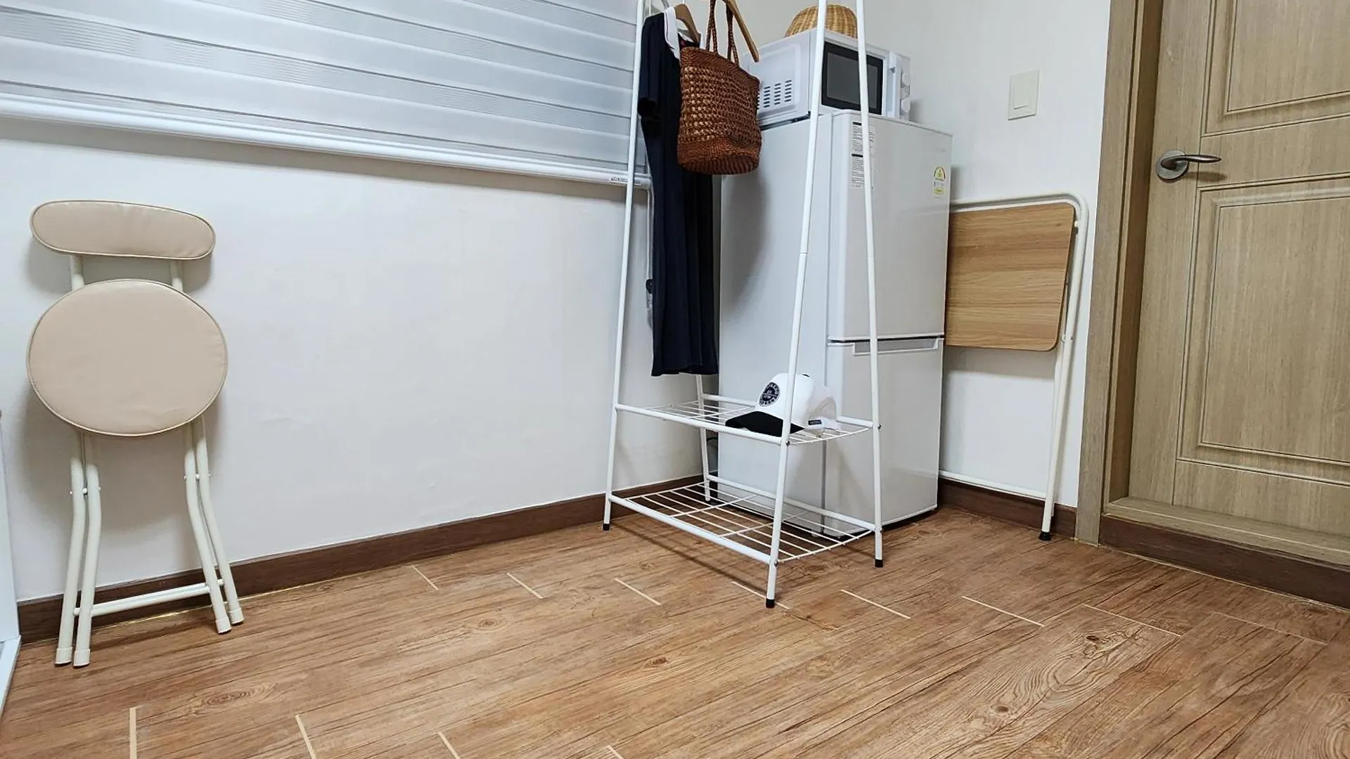 Apartment #Mangnidan Street #Mangwon #Han River Park #Full Option #One Room Seoul